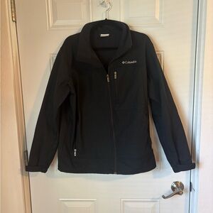 Columbia Men's Black Softshell Utility Jacket